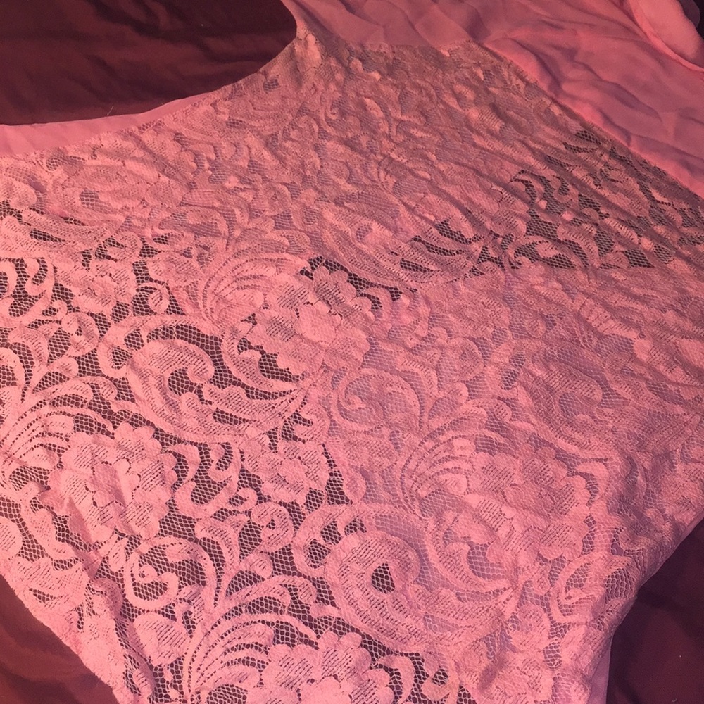Pink button down (L) - Picture 6 of 8